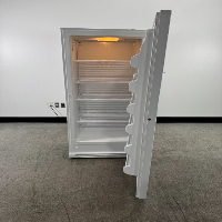 am-1 Medlab Lab Freezer image 2